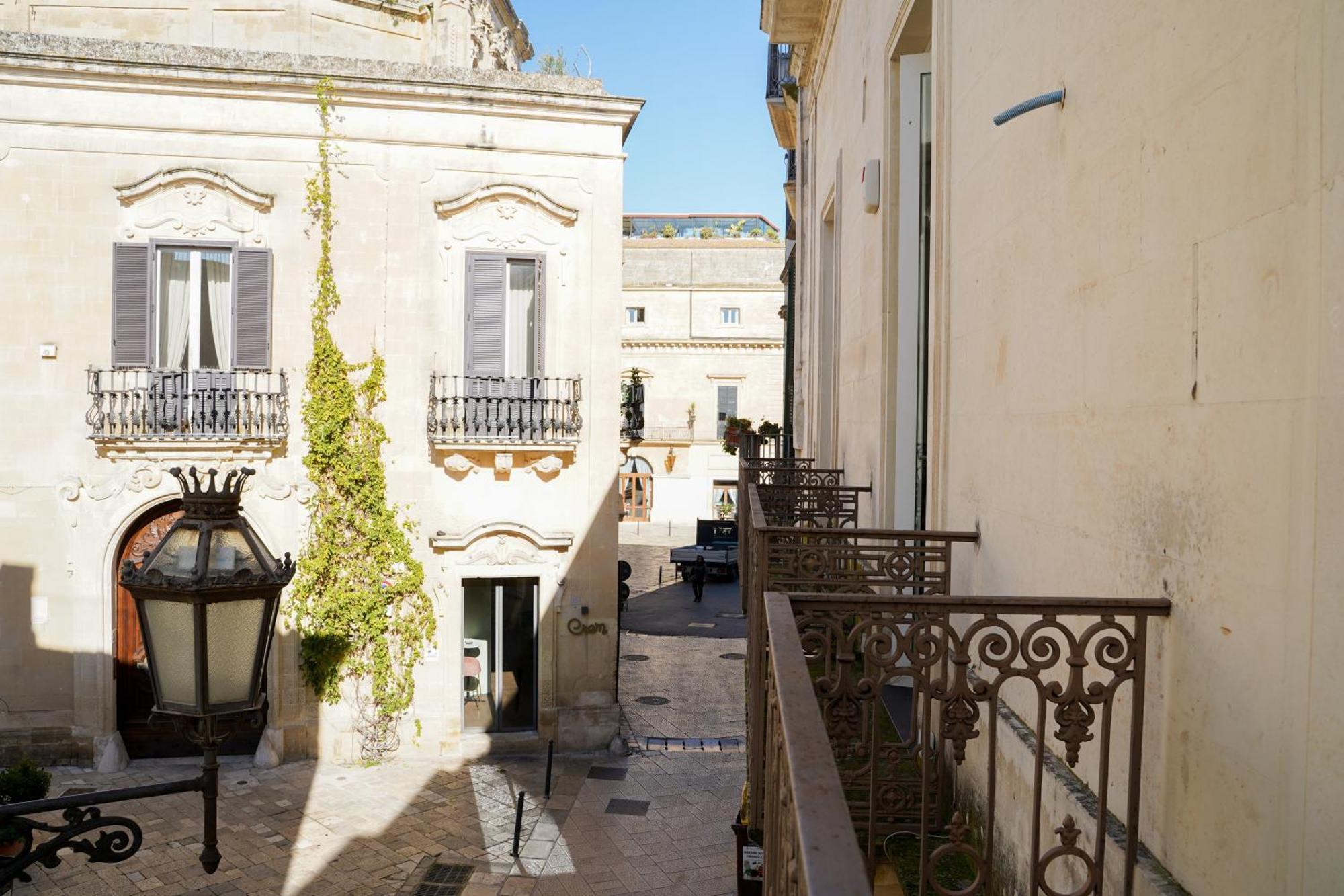 Suite Home D'Aragona Lecce Kültér fotó
