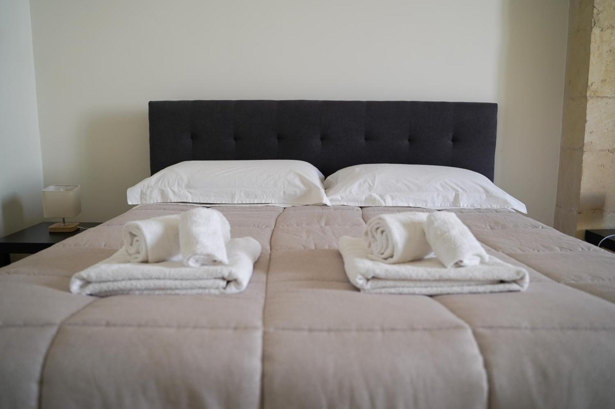 Suite Home D'Aragona Lecce Kültér fotó