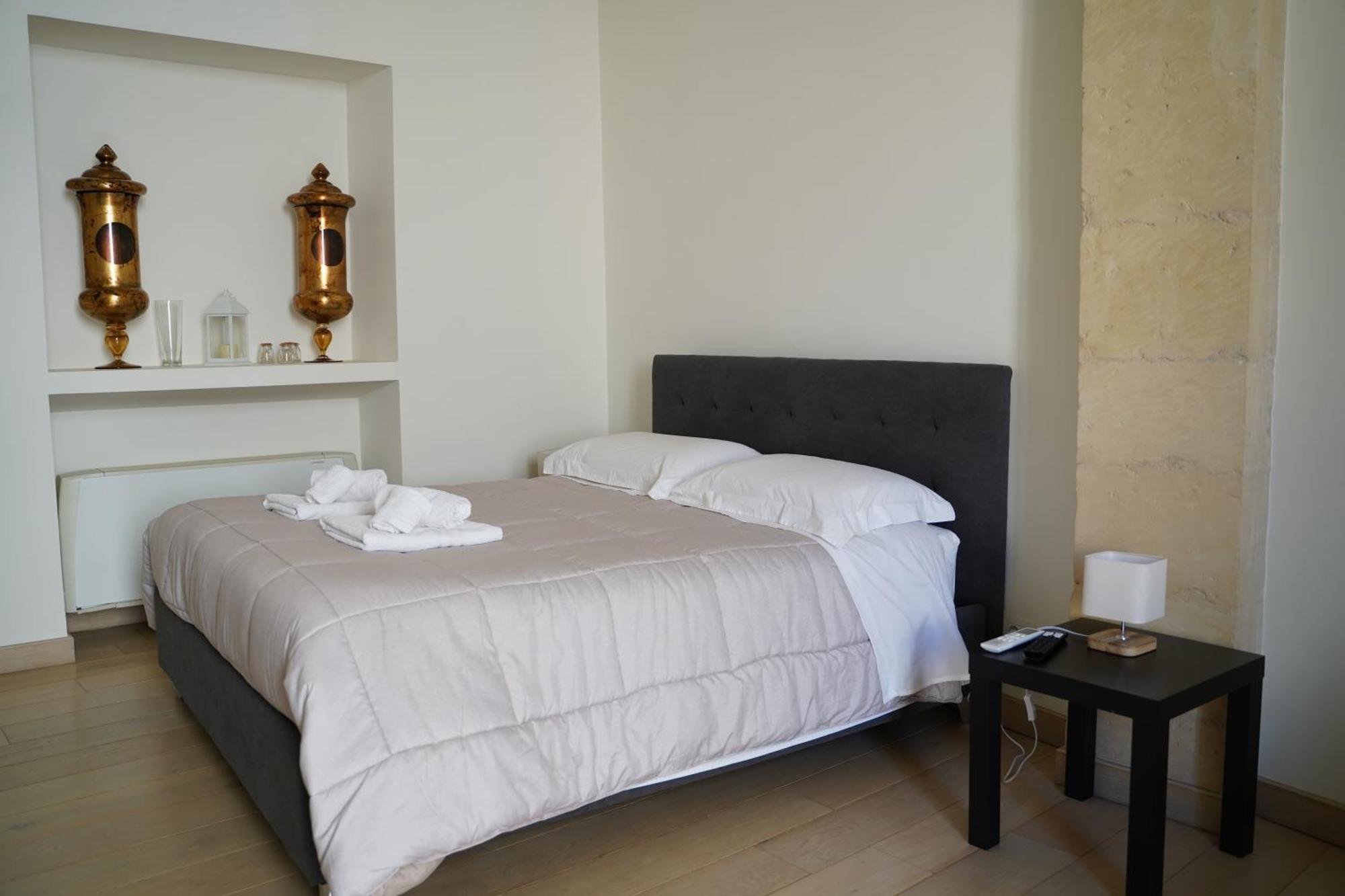 Suite Home D'Aragona Lecce Kültér fotó